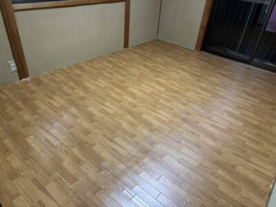 クッションフロアーの移設、巾木はし敷設していません